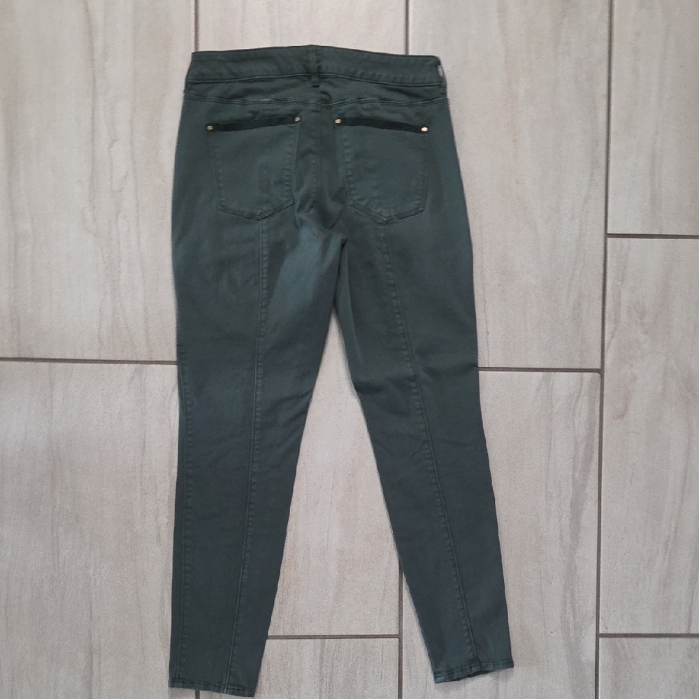 WHBM Dark Green Skinny Pants/Jeans With Velvet Pocket Accents Size 4 - Picture 5 of 5